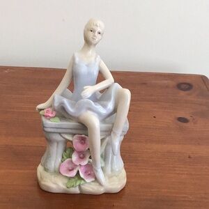 VINTAGE PORCELAIN BALLERINA DANCER WITH FLOWERS ON GARDEN BENCH FIGURINE